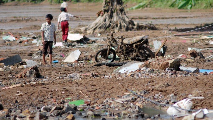 Krisis Lingkungan pada Anak-Anak Indonesia: Tantangan di Hari Anak Nasional